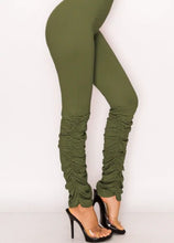 Load image into Gallery viewer, She's Scrunched Leggings 3 colors