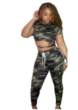 Load image into Gallery viewer, 2 piece camo runner