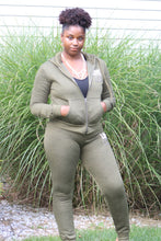 Load image into Gallery viewer, LOVE GIRL  HOODIE/JOGGER SET  |  SIZE UP ONE SIZE - spazz26