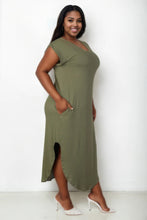 Load image into Gallery viewer, Plus Size | Confident Comfort Dress W/ Pockets
