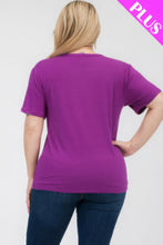 Load image into Gallery viewer, Plus Size Basic Short Sleeve T-shirt
