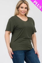 Load image into Gallery viewer, Plus Size Basic Short Sleeve T-shirt
