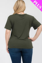 Load image into Gallery viewer, Plus Size Basic Short Sleeve T-shirt
