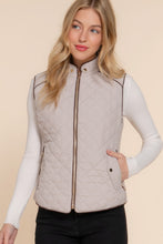 Load image into Gallery viewer, Suede Piping Quilted Padding Vest
