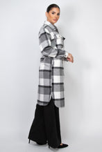 Load image into Gallery viewer, Plaid Buttoned Shacket Coat
