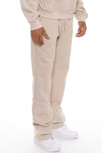 Load image into Gallery viewer, 4 COLORS | Men&#39;s Solid Stacked Flared Sweat Pants
