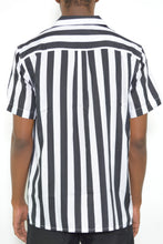 Load image into Gallery viewer, Mens Short Sleeve Striped Button Down Print Shirt
