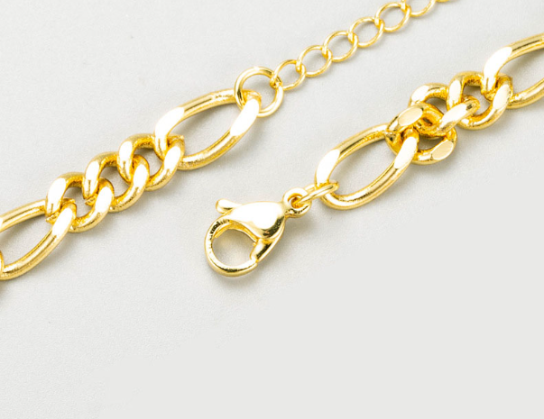 MOM RHINESTONE NECKLACE