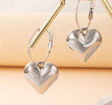 Load image into Gallery viewer, MY SILVER HEARTS EARRINGS | S009
