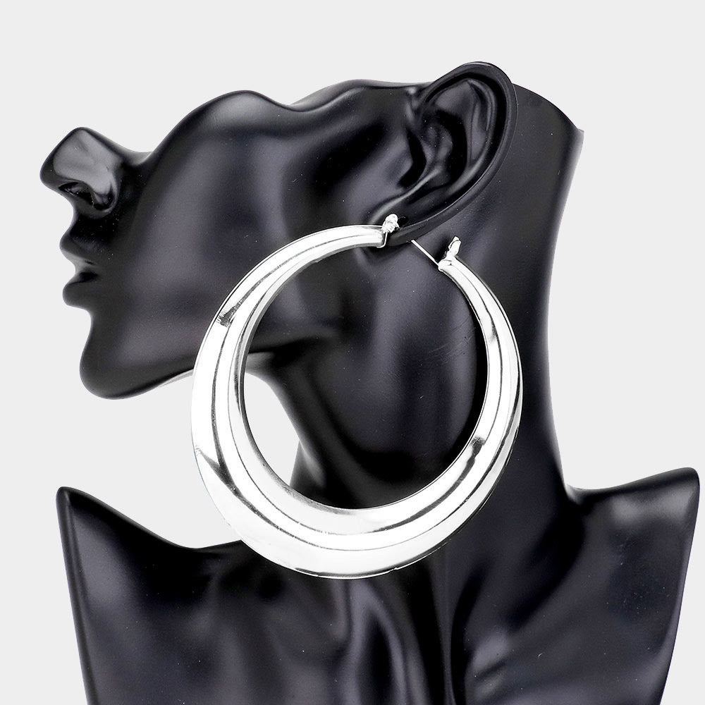 METAL HOOP PIN CATCH EARRINGS